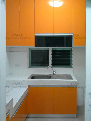 ชุดครัว Built-in ตู้ล่าง โครงซีเมนต์บอร์ด หน้าบาน Acrylic สีส้ม+ขาวมุก - ม.ชัยพฤกษ์