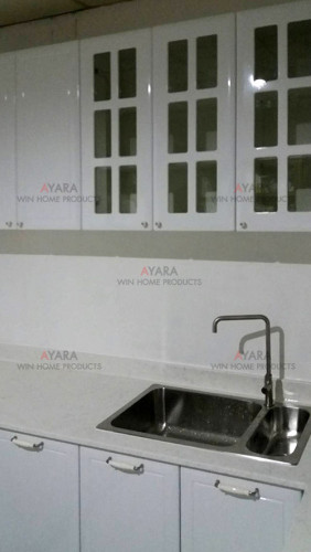 ชุดครัว Built-in ตู้ล่าง โครงซีเมนต์บอร์ด หน้าบาน PVC สีขาวเงา เซาะร่อง 2
