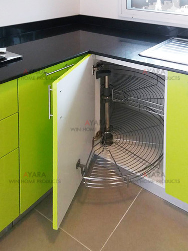 ชุดครัว Built-in ตู้ล่าง โครงซีเมนต์บอร์ด  หน้าบาน PVC สีเขียว + ขาว 4
