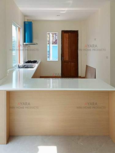 ชุดครัว Built-in โครงซีเมนต์บอร์ด หน้าบาน Melamine สี Brown Oak ลายไม้ 2