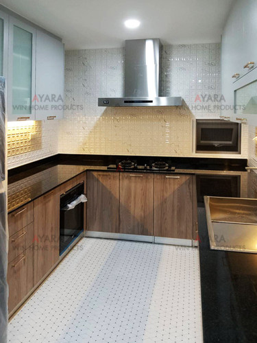 ชุดครัว Built-in โครงซีเมนต์บอร์ด หน้าบาน Laminate สี Kitami Ruster + Melamine สีเทา 