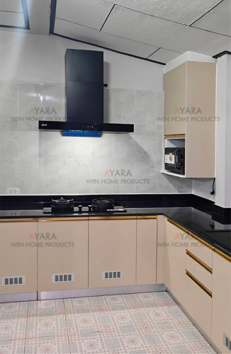 ชุดครัว Built-in โครงซีเมนต์บอร์ด หน้าบาน Melamine สีครีมผิวส้ม