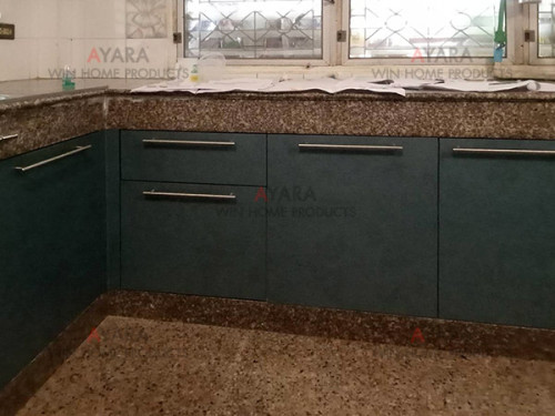 ชุดครัว Built-in โครงซีเมนต์บอร์ด หน้าบาน Melamine สีฟ้า