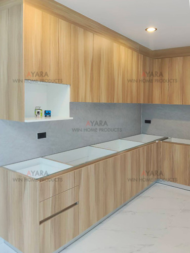 ชุดครัว Built-in โครงซีเมนต์บอร์ด หน้าบาน Laminate สีลายไม้ - ม.Patio