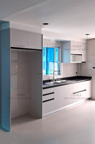 ชุดครัว Built-in โครงซีเมนต์บอร์ด หน้าบาน Laminate สีเทาอ่อน