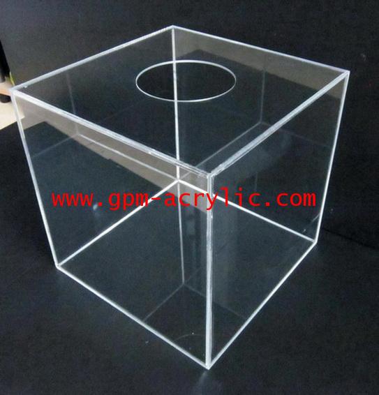 กล่องจับรางวัลสี่เหลี่ยมใส 25 ซม. 1