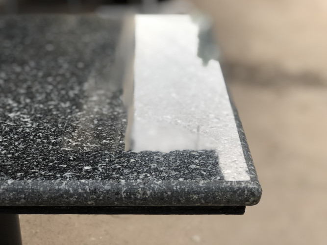 โต๊ะขาเดี่ยวหน้าหินแกรนิตขัดเงา La Grâce   w60:d60:h75 ซม. 1