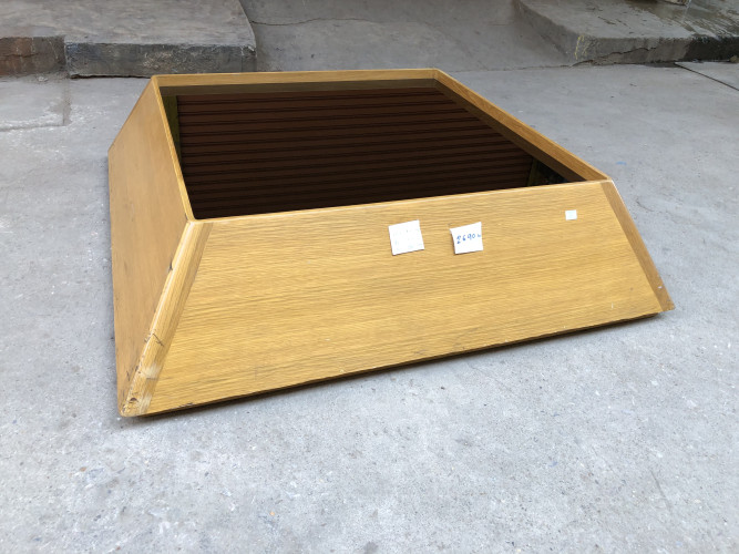 โต๊ะกลางรับแขกไม้ หน้ากระจกสีชา  w100*d100*h29 ซม. 3