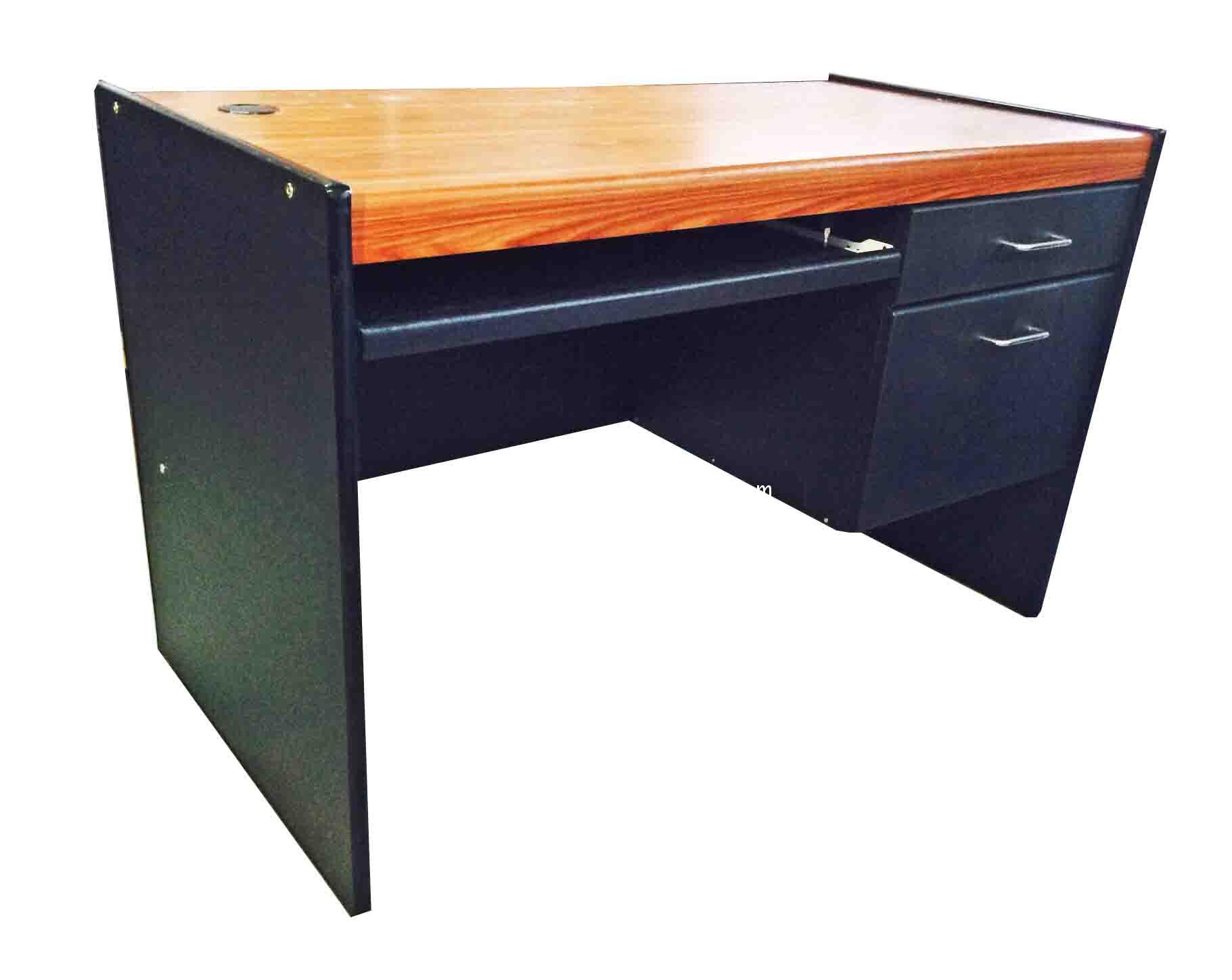 โต๊ะคอมพิวเตอร์ 120 ซม. PVC สักดำ
