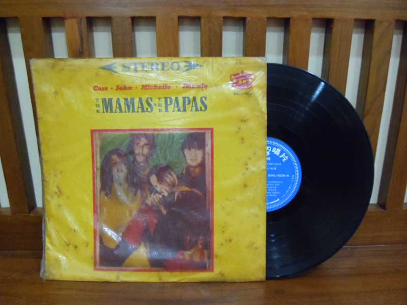 The Mamas  The Papas 0