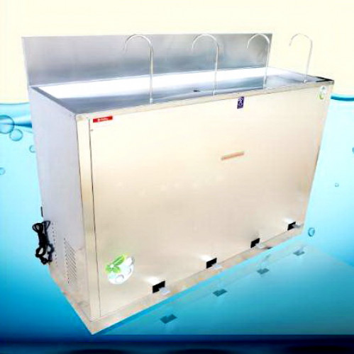 ตู้น้ำเย็นแสตนเลส รุ่นก๊อกงวง 4 หัว เท้าเหยียบ แบบต่อท่อประปา ยี่ห้อ MAXCOOL รุ่น MC-RFE4 (ไร้สัมผัส