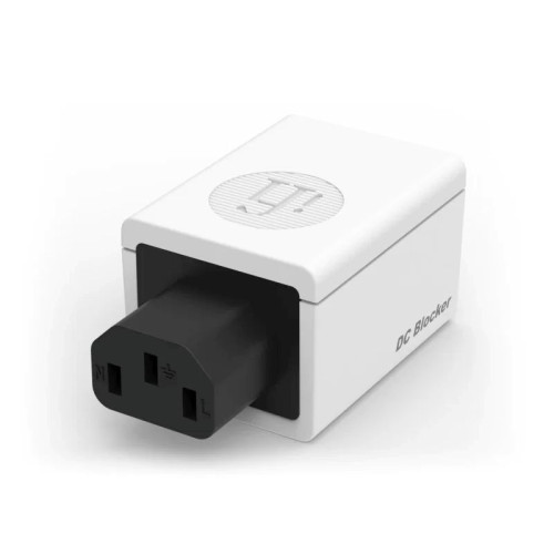 iFi Audio DC Blocker+ อุปกรณ์ปรับสภาพไฟฟ้าขนาดจิ๋วที่ออกแบบมาเพื่อ ขจัดเสียงครางฮัม (Mechanical Hum)