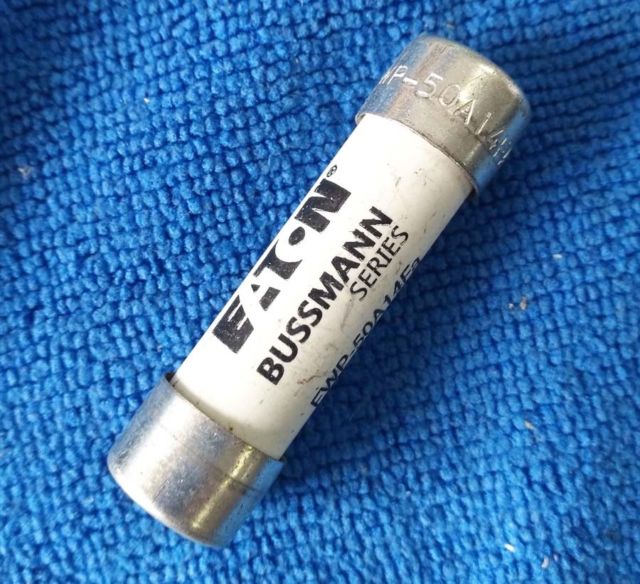 Fusibili Bussmann EATON FWP-40A14FA - 40A 700V - Lotto Da 10 Pezzi, Nuovi