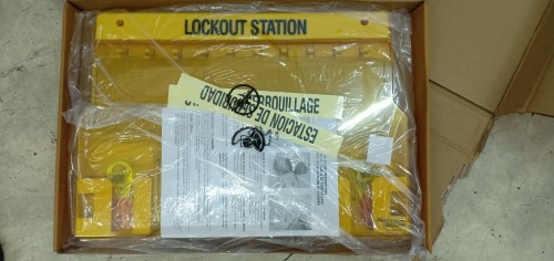 MASTER LOCK SAFETY SERIES [LABELING STATION H-3809/ULINE]+KIT WALL ...