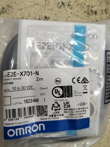 1PCS NEW IN BOX OMRON Proximity Switch Sensor E2E-X7D1-N - Foto 5
