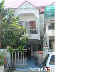 ทาวน์เฮ้าส์ 2 ชั้น หมู่บ้านบัวแก้ว (สามโคก) เนื้อที่ 20 ตร.วา ปทุมธานี สภาพพร้อมอยู่