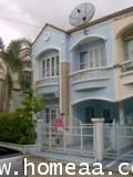 ทาวน์เฮ้าส์ 2 ชั้น หมู่บ้านปาริชาติ พุทธมณฑลสาย4 จ.นครปฐม เนื้อที่ 27 ตร.วา สภาพพร้อมอยู่