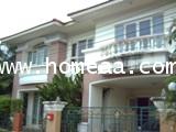 บ้านเดี่ยว 2 ชั้น หมู่บ้านภาณุ ถ.กาญจนาภิเษก ซ.อัศวพิเชษฐ์ เนื้อที่ 60 ตร.วา พร้อมอยู่ 2