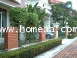 บ้านเดี่ยว 2 ชั้น หมู่บ้านภาณุ ถ.กาญจนาภิเษก ซ.อัศวพิเชษฐ์ เนื้อที่ 60 ตร.วา พร้อมอยู่ 7