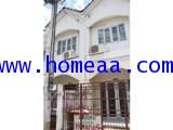 ทาวน์เฮ้าส์ 2 ชั้น  หมู่บ้านบัวทองธานี เนื้อที่ 21 ตร.วา ต.บางรักพัฒนา บางบัวทอง นนทบุรี