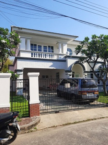 บ้านเดี่ยว 2 ชั้น  ม.นันทวัน รามอินทรา-วัชรพล ถ.สุขาภิบาล5  แขวงท่าแร้ง  เขตบางเขน  พร้อมอยู่  (H180 1