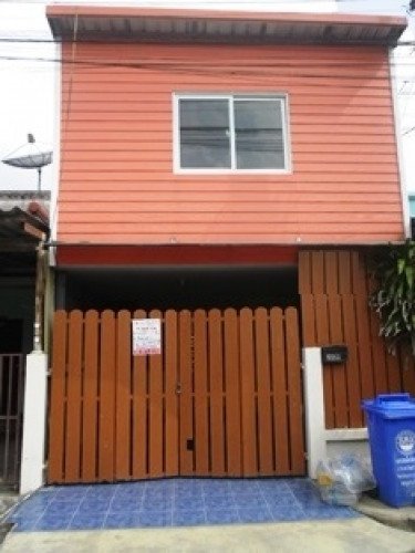ทาวน์เฮ้าส์ 1.5 ชั้น ม.บ้านพิมลราช1 บ้านกล้วย-ไทรน้อย  เนื้อที่ 18 ตร.วา  พร้อมอยู่ (TH1911)