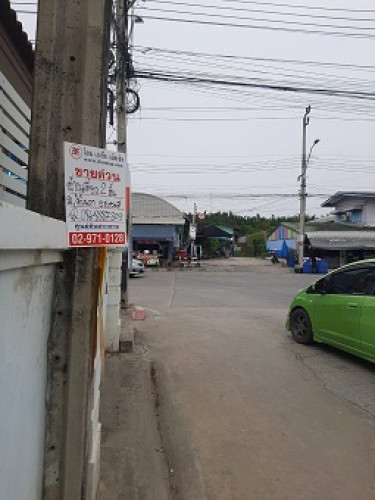 บ้านเดี่ยว 2 ชั้น ม.สิรินดา บางขุนเทียน บางกระดี่34  ถ.พระราม2 แสมดำ บางขุนเทียน พร้อมอยู่ (H1801) 9