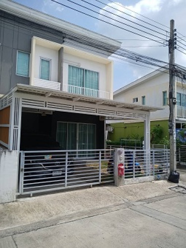 ทาวน์เฮ้าส์ 2 ชั้น (มุม) ม.เดอะคอนเนค22  ถ.สุวินทวงศ์  รามอินทรา-มีนบุรี  มีนบุรี  พร้อมอยู่ (TH1966 1