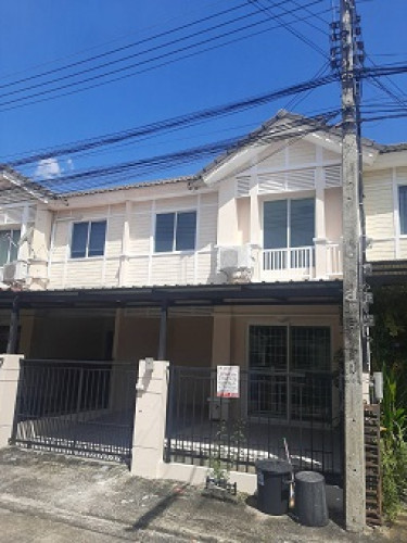 ทาวเฮ้าส์ 2 ชั้น ม.พฤกษาวิลล์36 ถ.รพช.นาวงพั็ฒนา  ต.หลักหก  อ.เมือง จ.ปทุมธานี (TH1960)