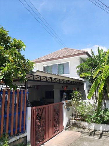 บ้านเดี่ยว 2 ชั้น (มุม) ม.สินทวีกรีนวิลล์ 2 ถ.ประชาอุทิศ90 ต.บ้านคลองสวน  อ.พระสมุทรเจดีย์ สมุทรปราก