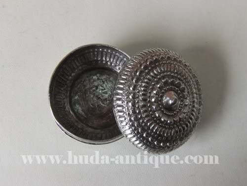 กระปุกเงินโบราณ 1