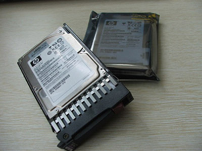 371535-B21 371535-B21 : HP 146.8GB 10000RPM 80PIN ULTRA-320 SCSI 3.5INCH HOT PLUGGABLE HDD WITH TRAY