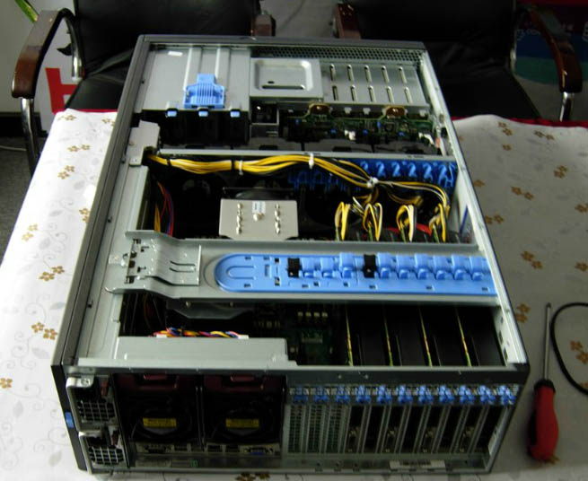 Server SuperWorkstation GPU NVIDIA K20 C2070 7046GT-TRF