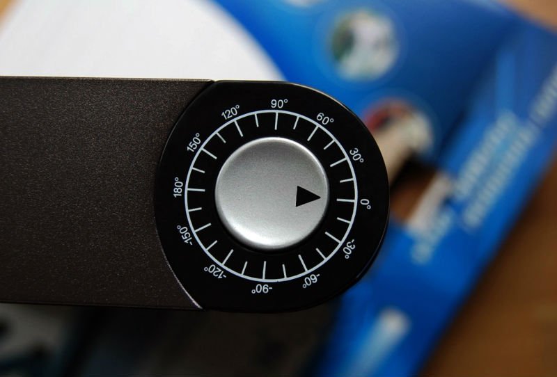 laptop desk โต๊ะวางคอม โน๊ตบุค แบบพกพา ปรับระดับได้หลายแบบ สะดวก วัสดุดี น้ำหนักเบา สีเงิน 3