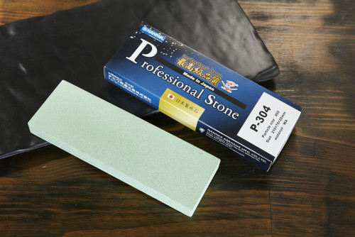หินลับมีด Naniwa Professional ความละเอียด 400 grit (P-304)
