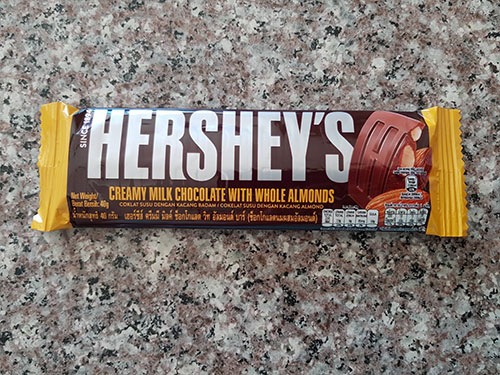 Hershey's Creamy Milk Chocolate with Whole Almonds