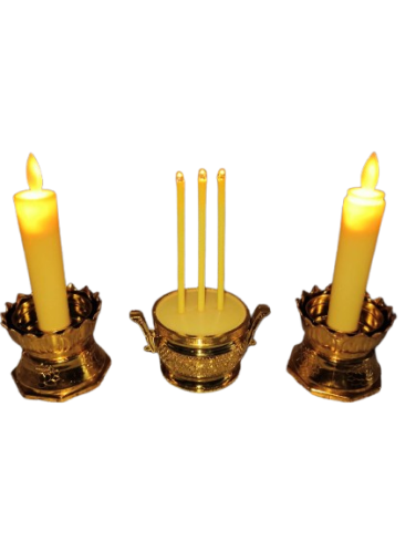 ชุดเทียน+กระถางธูปเหลือง