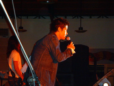 งานเลี้ยงบริษัทแม่ Mazda ที่เขาใหญ่ งานนี้ขนดารามาเพียบเหมือนกัน เช่นคุณอ้น มีดาราเป็นพิธีกร 1