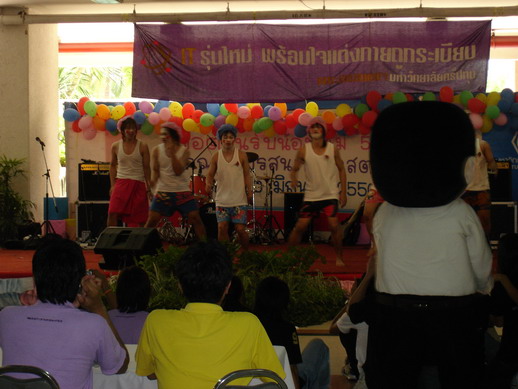 งานเช่าเครื่องเสียง เช่าเครื่องดนตรี Campus TOUR มหาลัยศรีปทุม 9