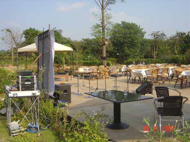 เช่าเครื่องเสียงMINI CONCERT งาน FOLLOW THE SUN จัดโดย THE RADIO 99.5 RESORT เขาใหญ่ คุณมาโนช พุตตาล 2