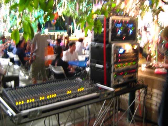 เช่าเครื่องเสียง เช่าเครื่องดนตรี งานถ่ายภาพยนต์ บ.GTH - GMM 3