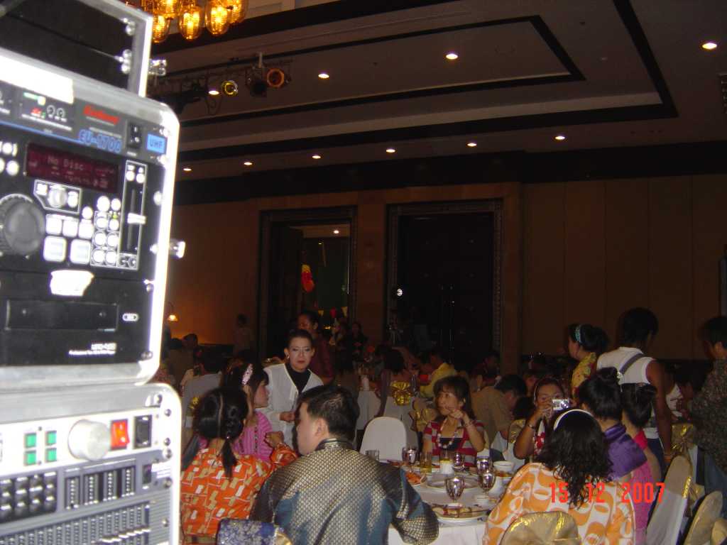 LIVE BAND แสงสีเสียง บ.เงินทุนหลักทรัพย์ Syrus -  IYARA PARK RESORT อุทัยธานี 9