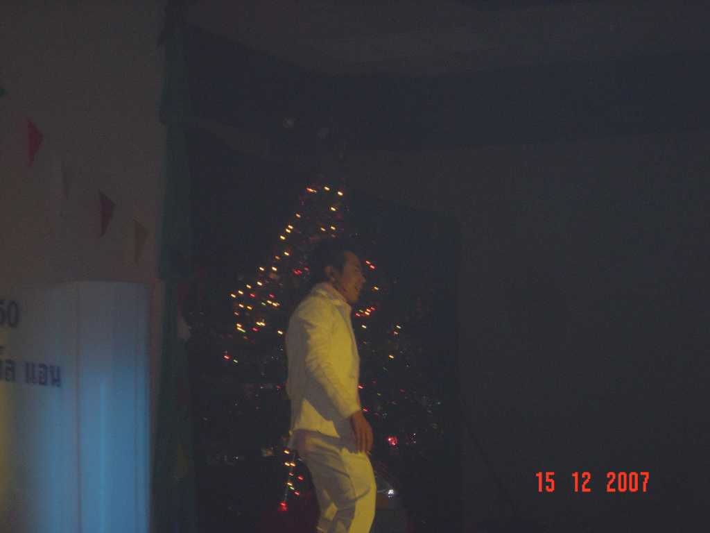 LIVE BAND แสงสีเสียง บ.เงินทุนหลักทรัพย์ Syrus -  IYARA PARK RESORT อุทัยธานี 18