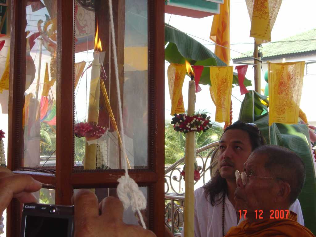 งานพุทธาพิเศก  รวมดาราศิลปิน ศาลเจ้าตองอู คลอง10 7