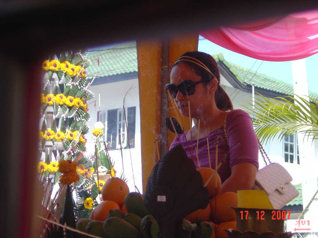 งานพุทธาพิเศก  รวมดาราศิลปิน ศาลเจ้าตองอู คลอง10 8