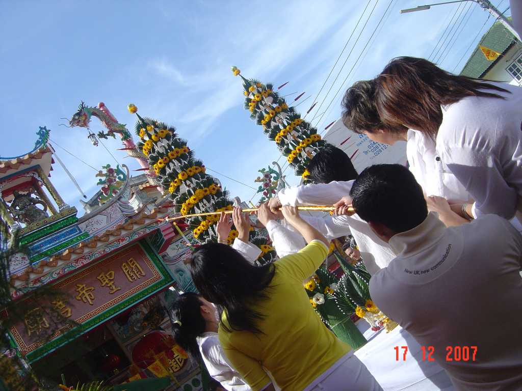 งานพุทธาพิเศก  รวมดาราศิลปิน ศาลเจ้าตองอู คลอง10 18