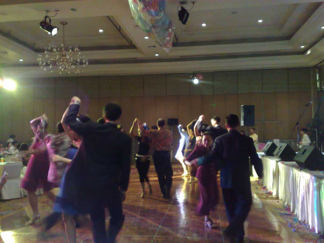 LIVE BAND แสงสีเสียง รร IMPERIAL QUEN PARK SUKHUMVIT 22 14