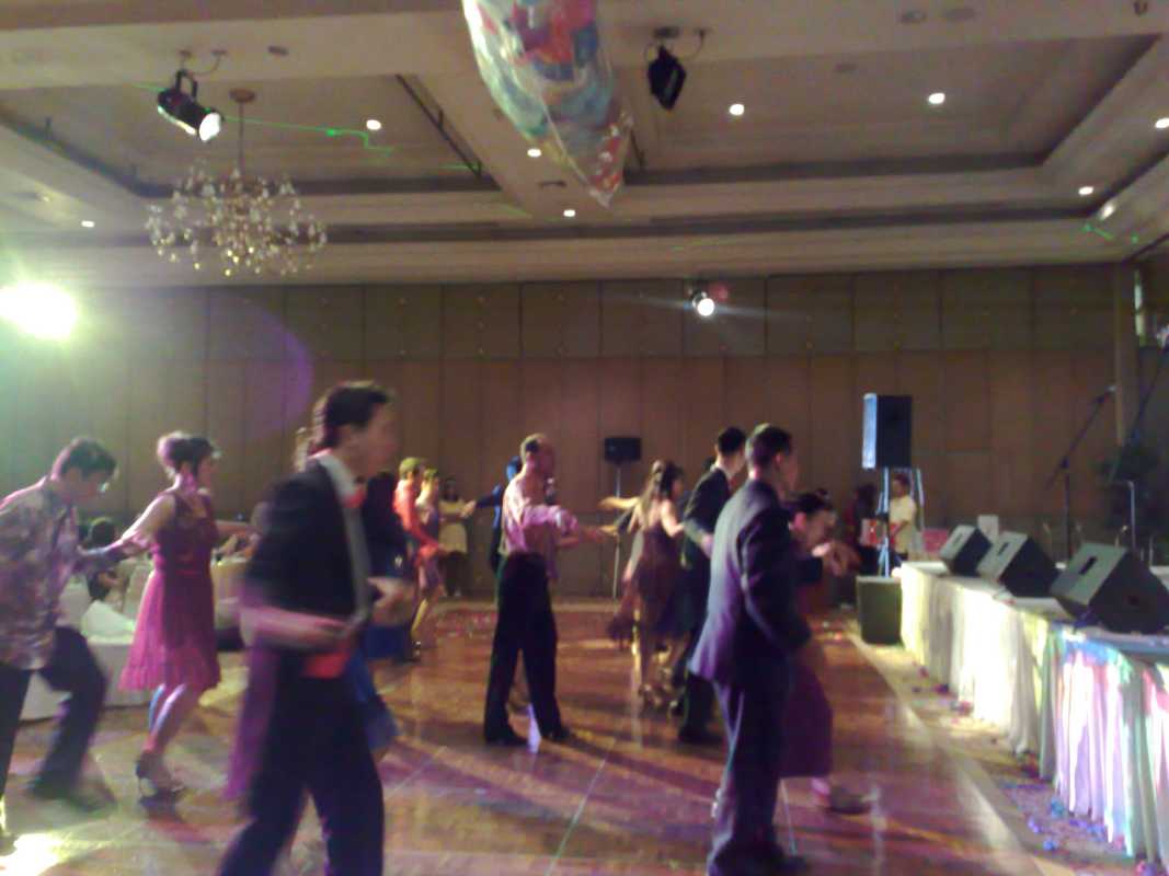 LIVE BAND แสงสีเสียง รร IMPERIAL QUEN PARK SUKHUMVIT 22 13