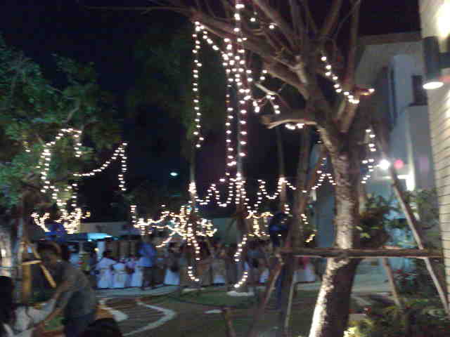 งานขึ้นบ้านใหม่ของท่านรองผู้ว่าพร้อมกันสี่หลัง กับวง Trio ACOUSTIC 5