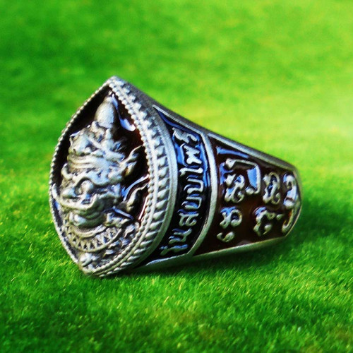 แหวนยักษ์ ท้าวเวสุวรรณ รุ่นแรก สยบไพรี หลวงพ่อพัฒน์ วัดห้วยด้วน เนื้อซาตินลงยา เลข 189 2